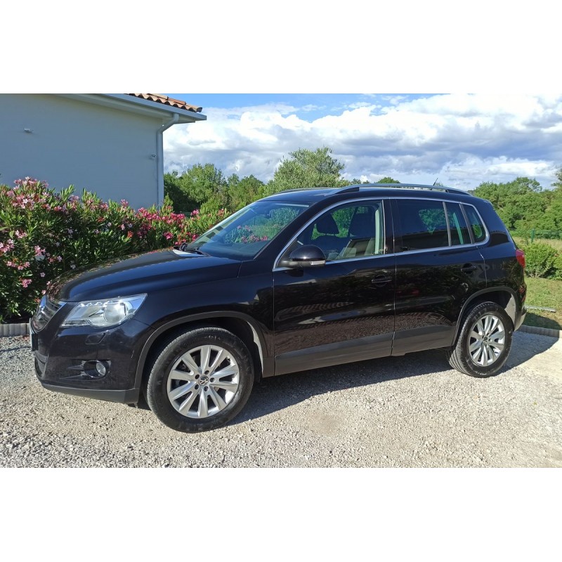 VOLKSWAGEN TIGUAN 2.0 TDi 140CH FAP 4MOTION CONFORTLINE VOLKSWAGEN TIGUAN 2.0 TDi 140CH FAP 4MOTION CONFORTLINE