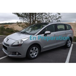 PEUGEOT 5008 1.6i THP 155CH...
