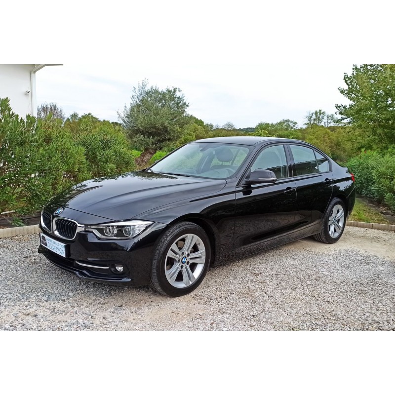 BMW Série 3 VI (F30) 318D 150CH Business Design Noir Métal BMW Série 3 VI (F30) 318D 150CH Business Design Noir Métal